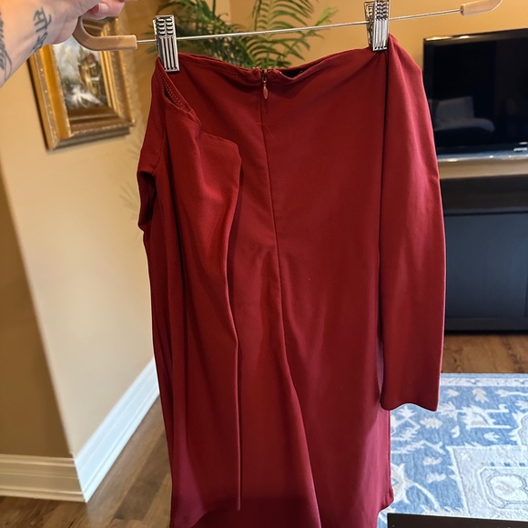 Brand New Sexy Shoulderless Red Dress - Picture 9 of 9